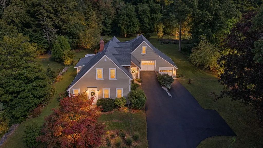 745 Williams St, Dighton