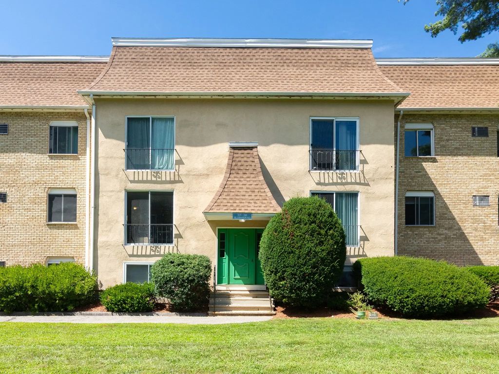 188 Swanson Rd #325, Boxborough