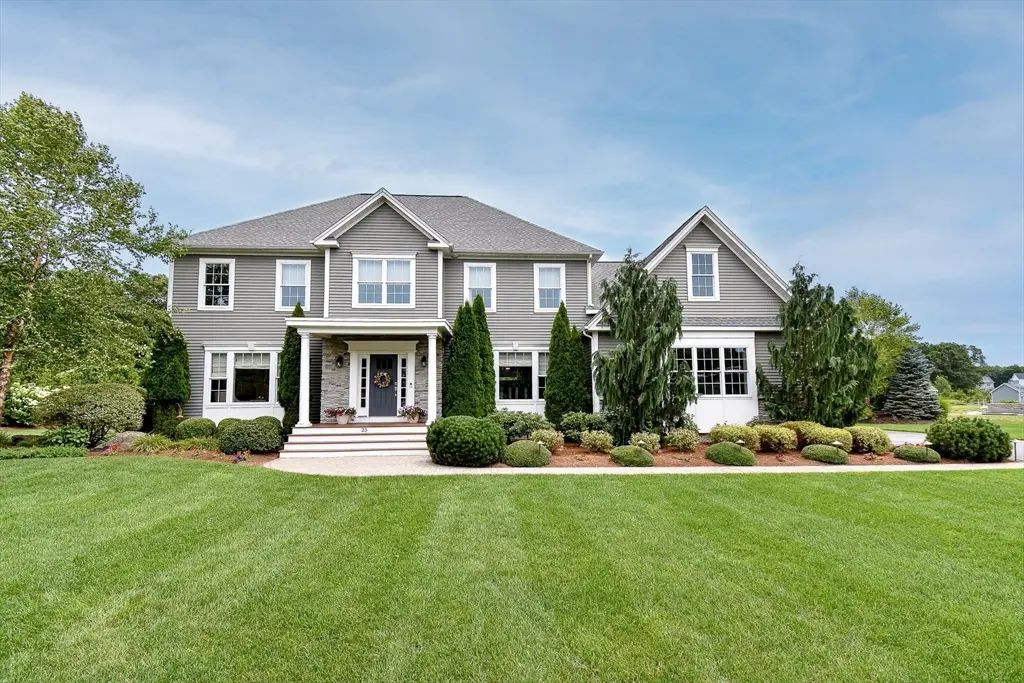 25 Linden Ln, Rehoboth