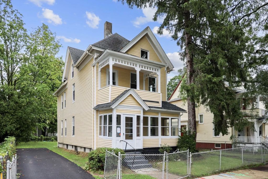 29 Yale St, Springfield