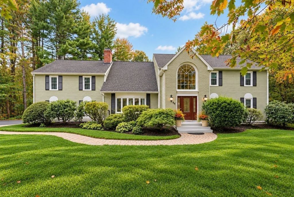 66 Farrington Ln, Marlborough
