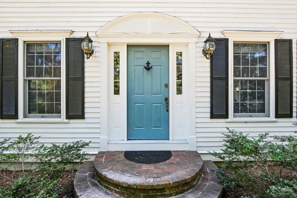35 Bursley Path, Barnstable