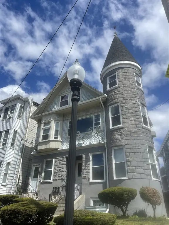 118 White St, Boston