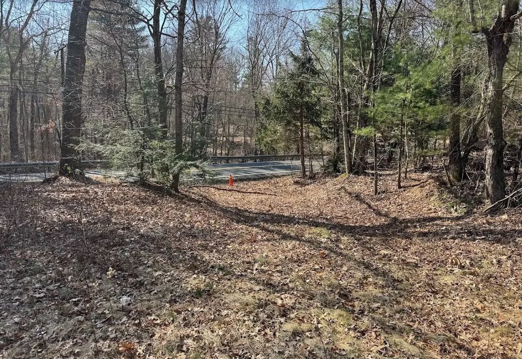 0a Brimfield Rd, Warren