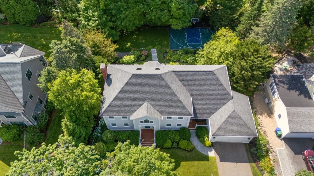 93 Beethoven Ave, Newton