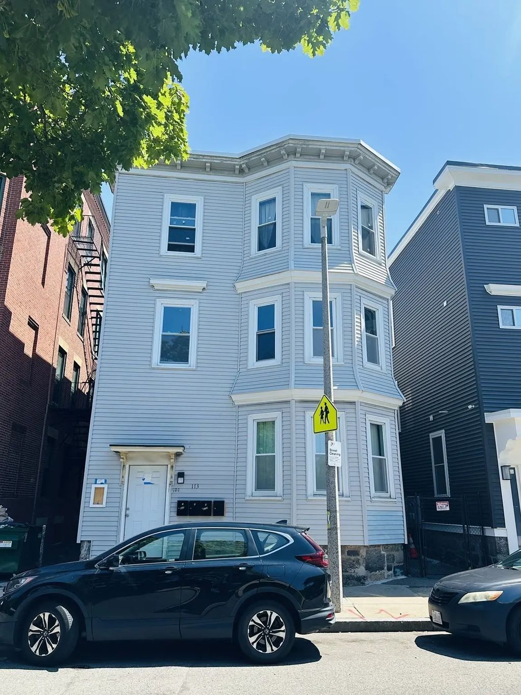 113 Dale St #2, Boston