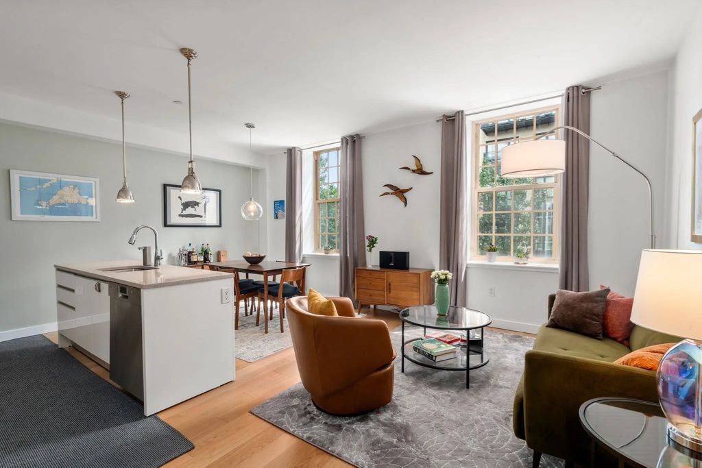 7 Warren Ave #15, Boston
