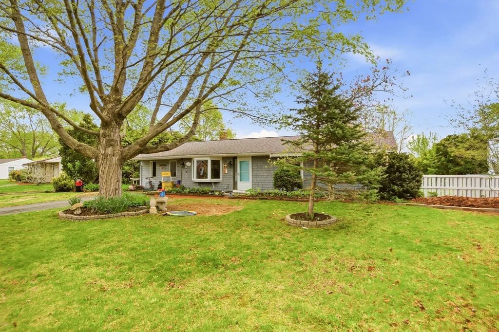 304 Bushee Road, Swansea