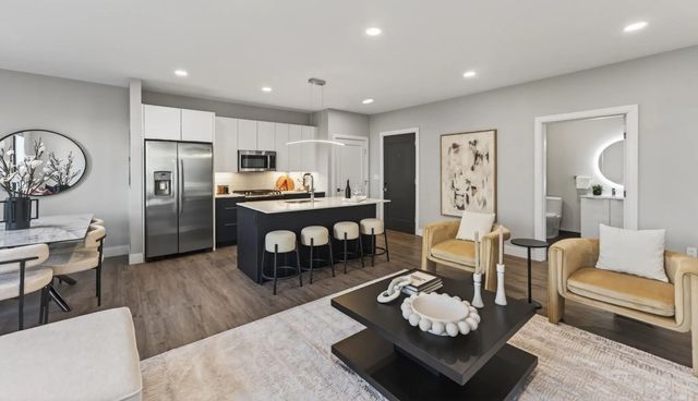 656 Saratoga #204, Boston