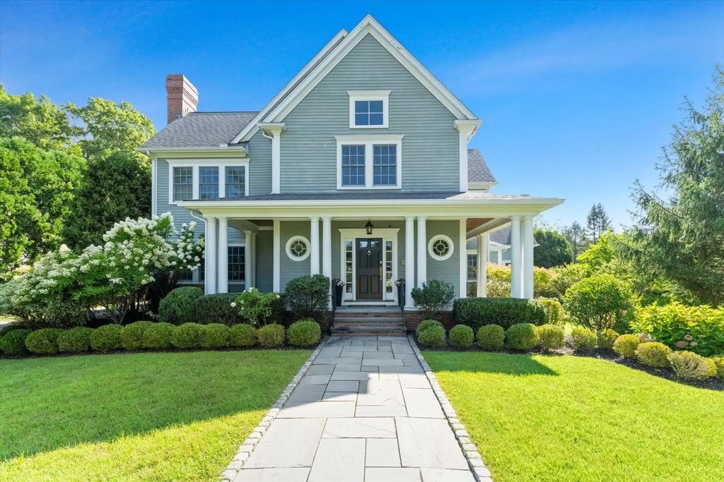 23 Stonefield Court, Needham