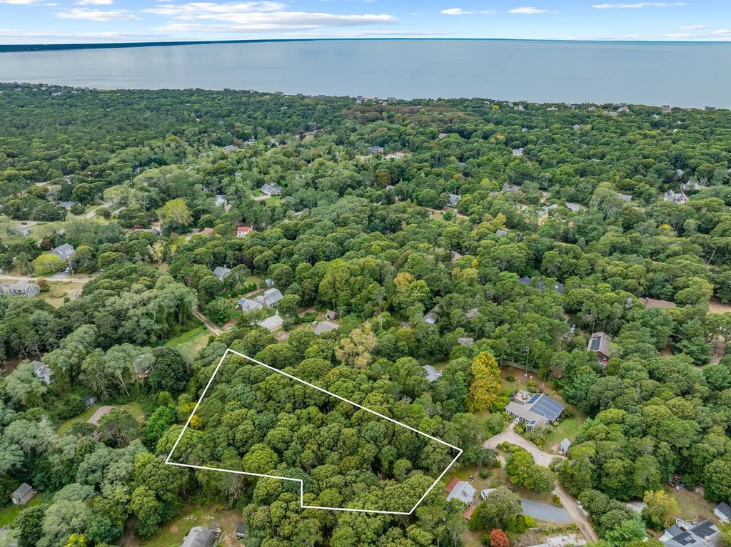 140 Philips Ln, Eastham