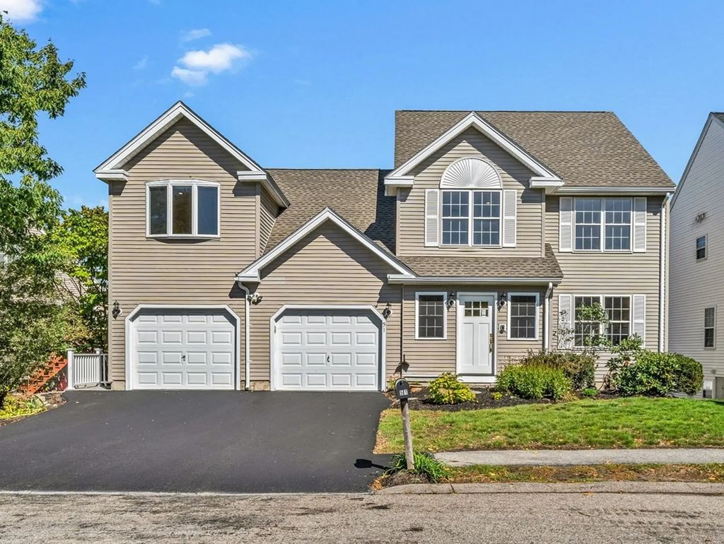 51 Bucklin Rd, North Andover