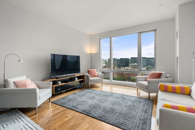 500 Atlantic Ave #16m, Boston
