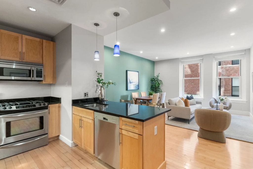 70 Lincoln St #l219, Boston