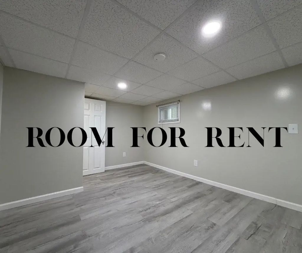 320-322 Wood Street #room A, New Bedford