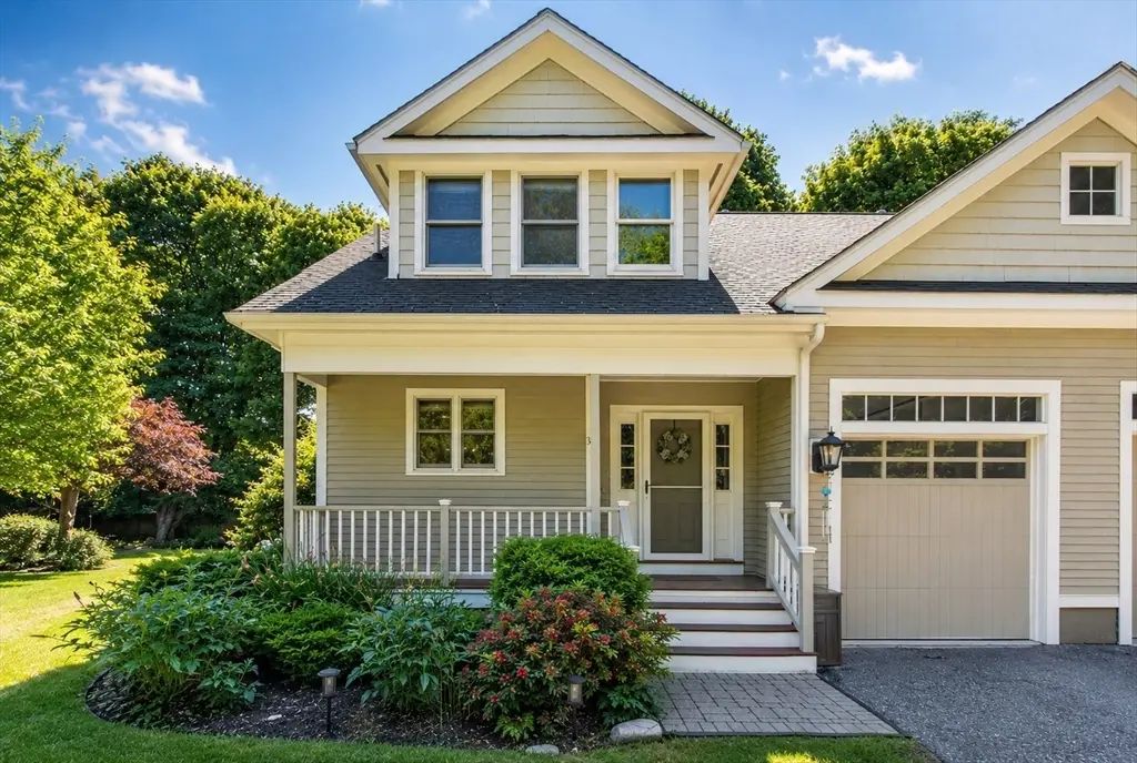 36 Roosevelt Rd #36, Lexington