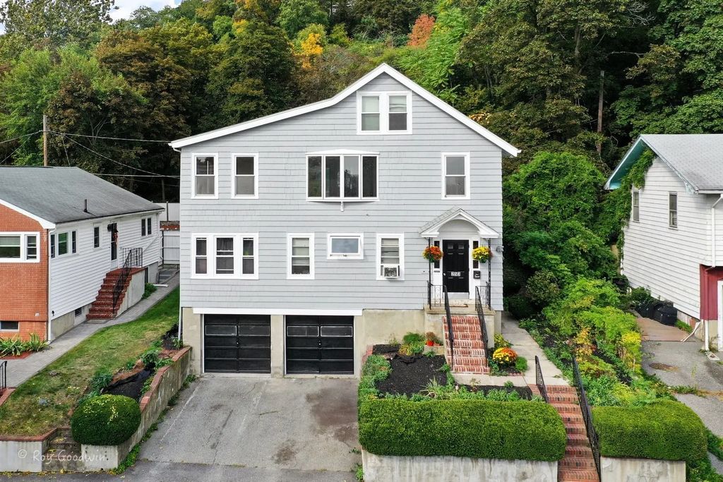 253 Fellsway West, Medford
