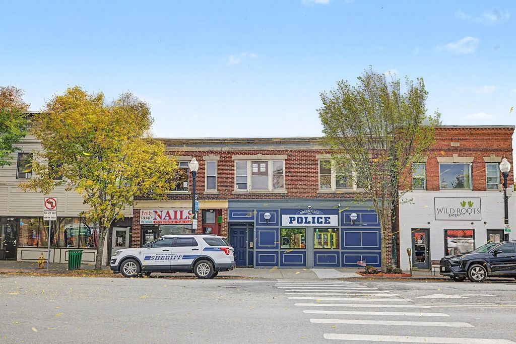 207-209 Main St, Greenfield