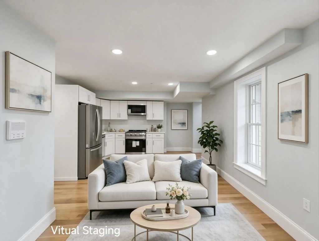 84 Chelsea St #2, Boston