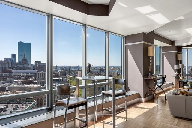 2 Avery St #24c, Boston