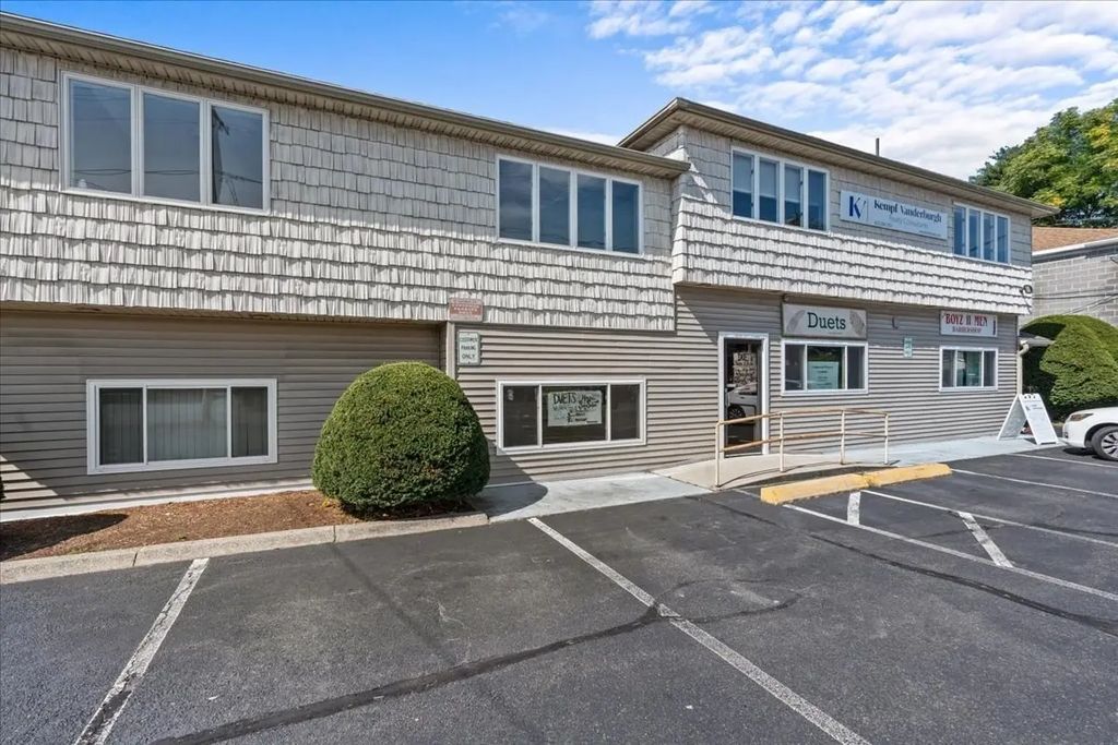 42 Harkness Avenue #3, East Longmeadow