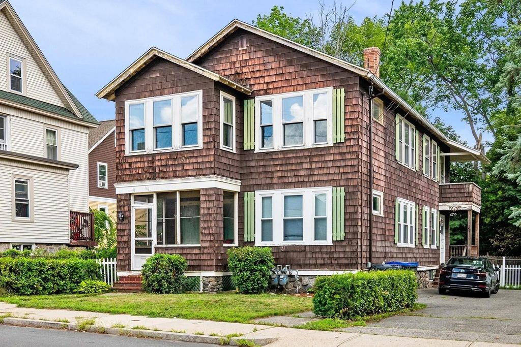 147-149 Oakland Ave, Methuen