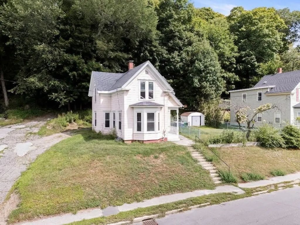 184 Groveland St, Haverhill