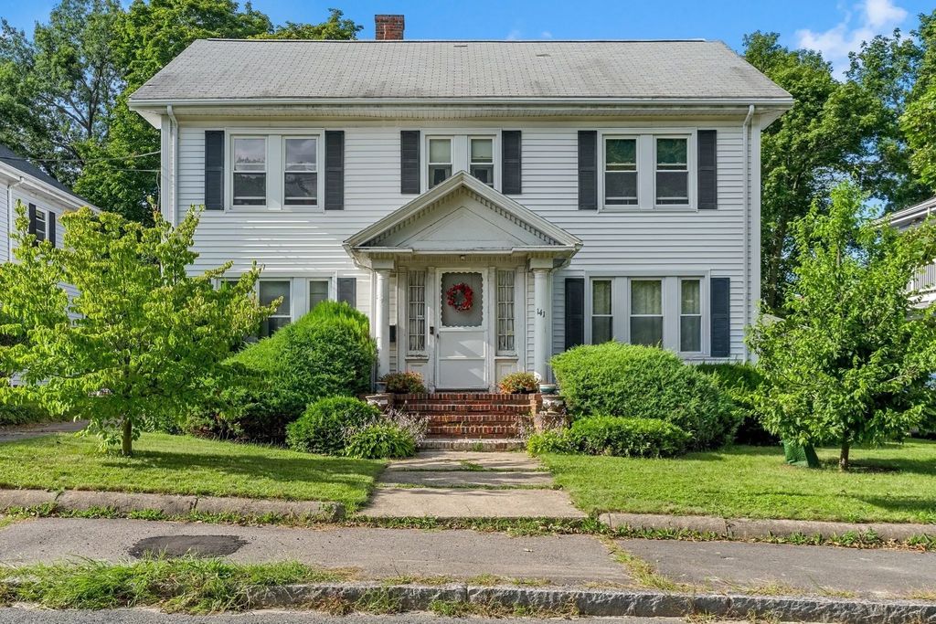 141 Brookside Ave, Brockton