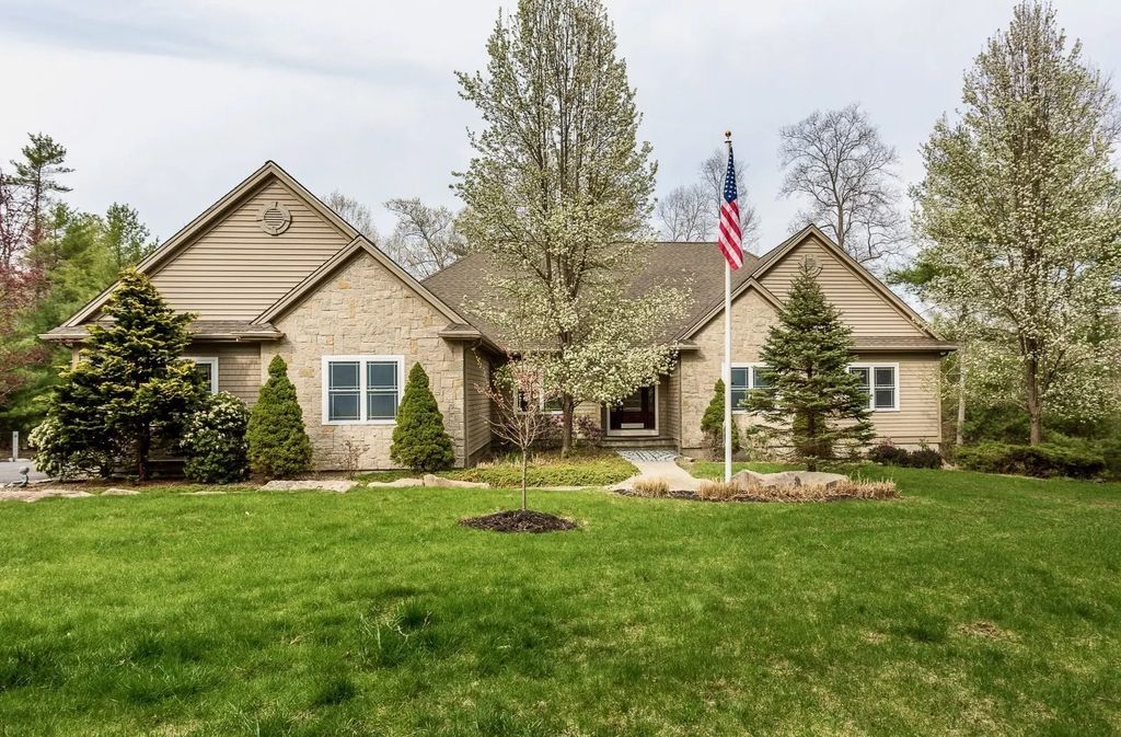 10 Anderson Way, Lakeville