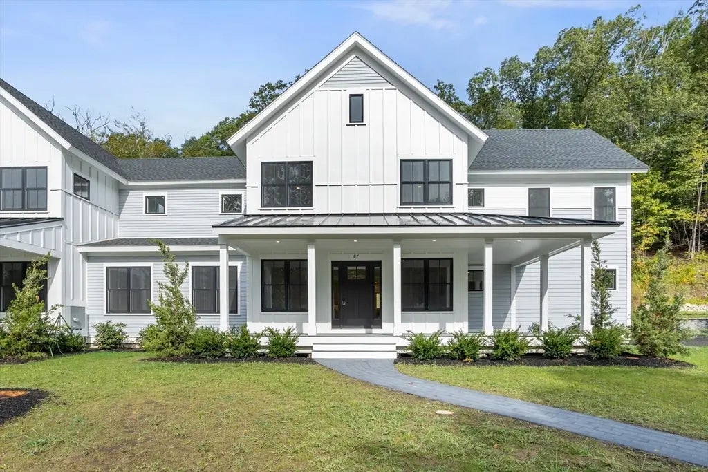 85-87 Hudson St #85, Northborough