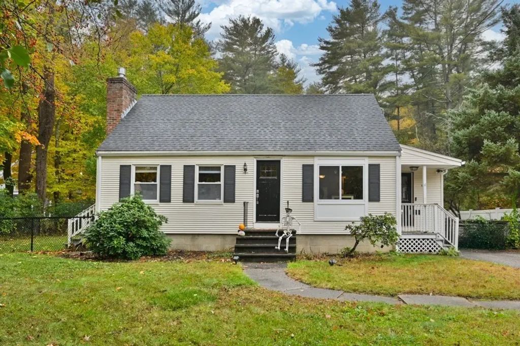 172 Haverhill St, North Reading