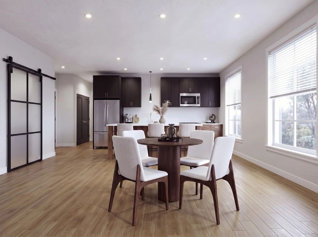 596 Washington St #301, Whitman