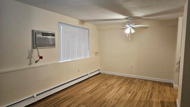 688 Boston Post Rd E #103, Marlborough