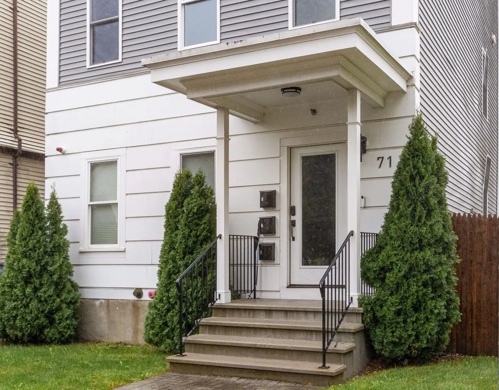 71 Savin St #2, Boston
