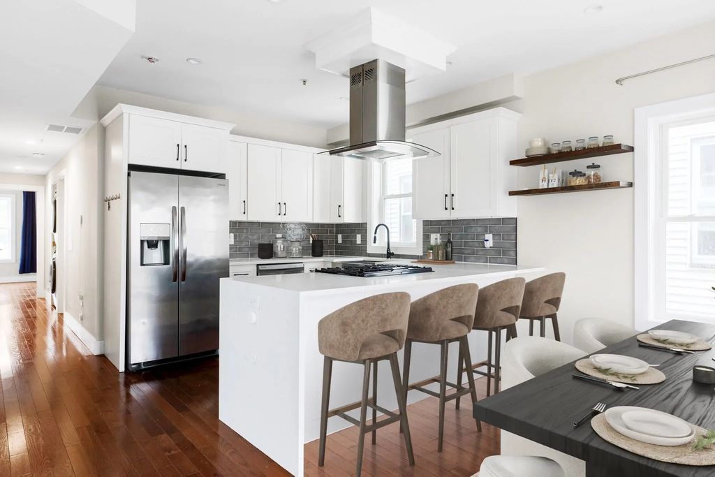 71 Savin St #2, Boston