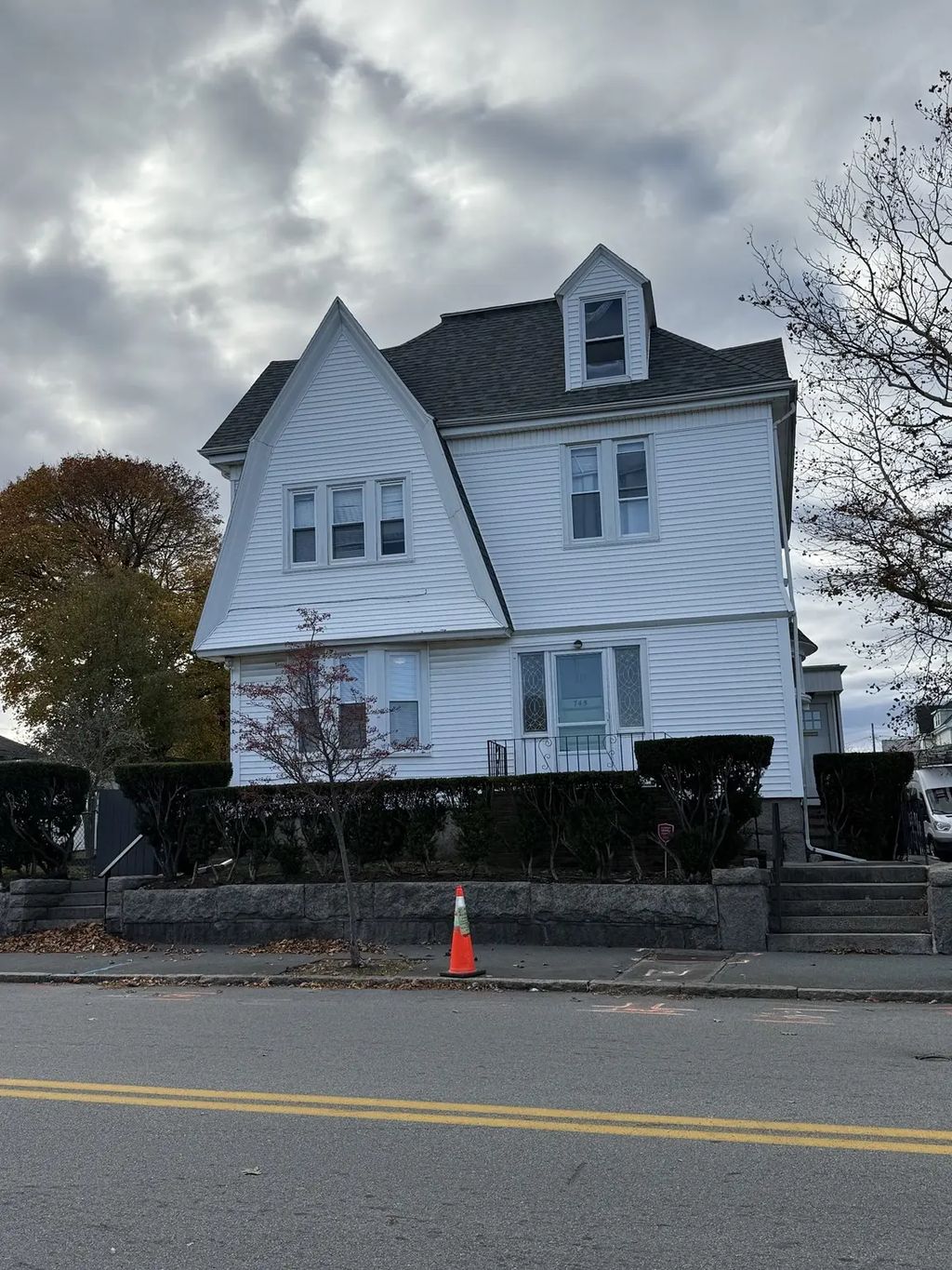 745 County St, New Bedford