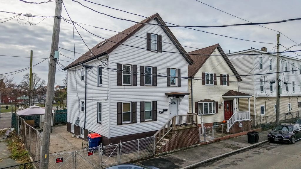 150 Blackmer St, New Bedford