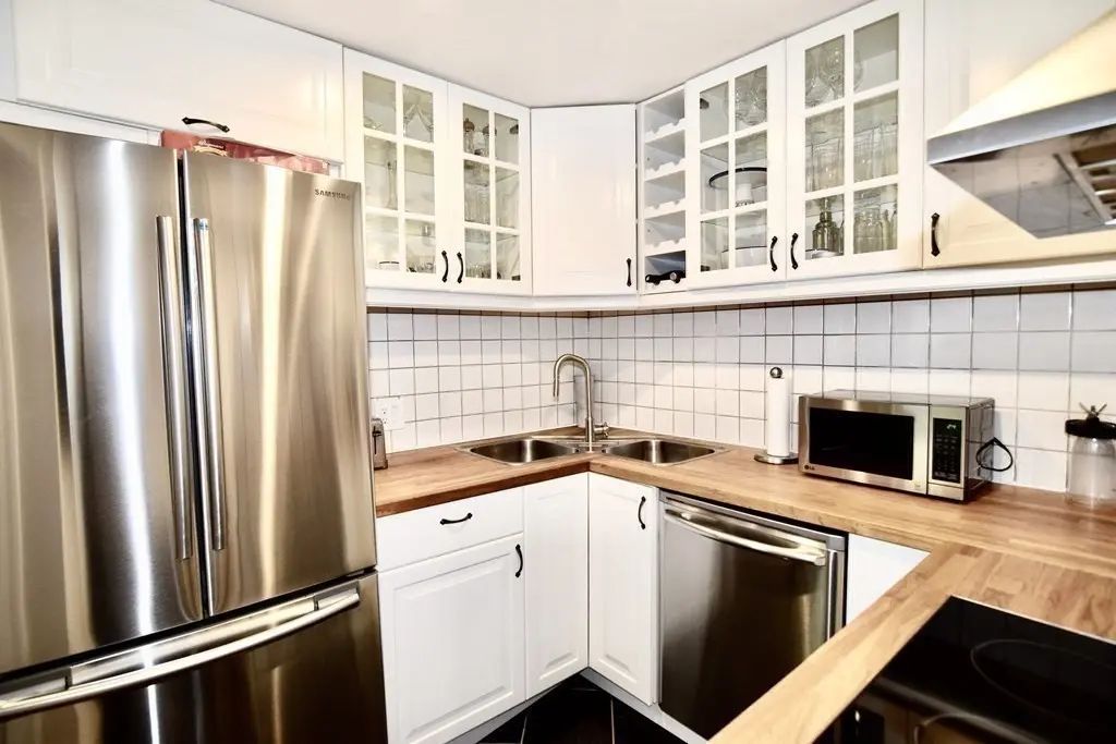 125 Beacon St #10, Boston