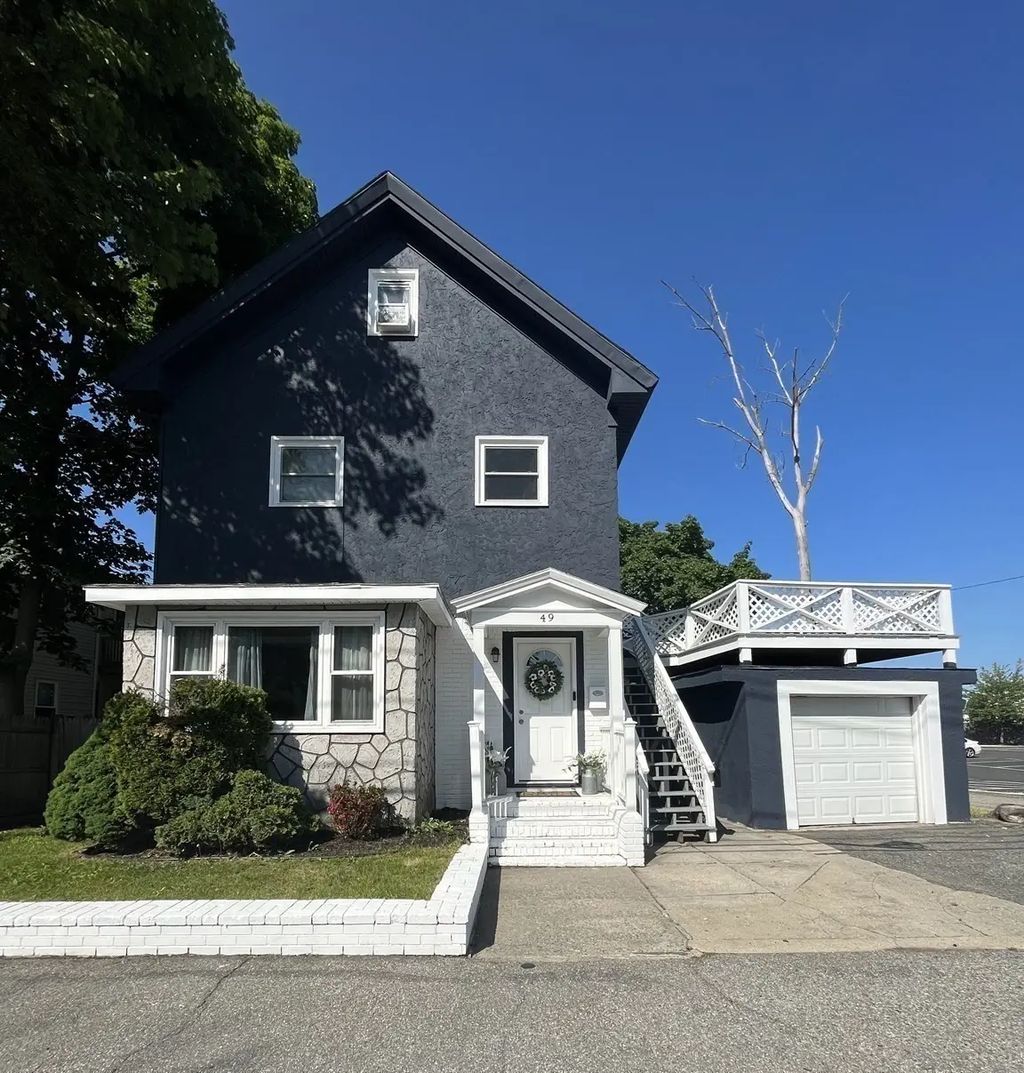 49 Prospect St #2, Woburn