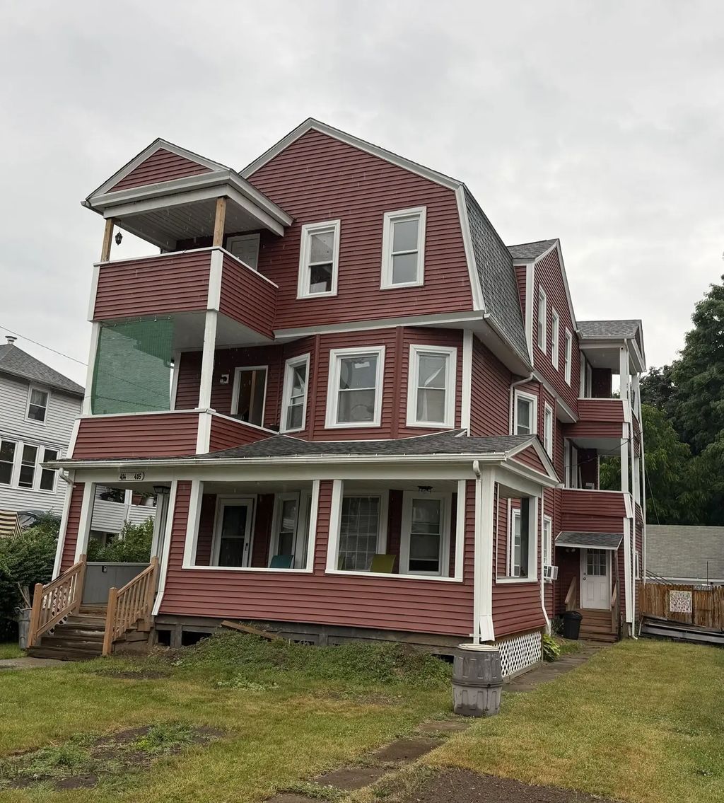 414-416 Hillside Ave, Holyoke