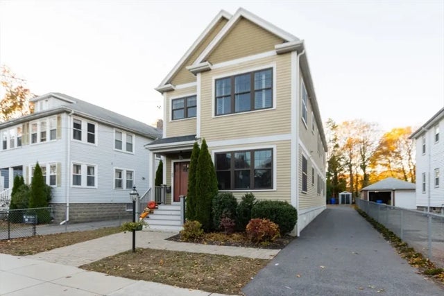 87 Sunnyside St #87, Boston