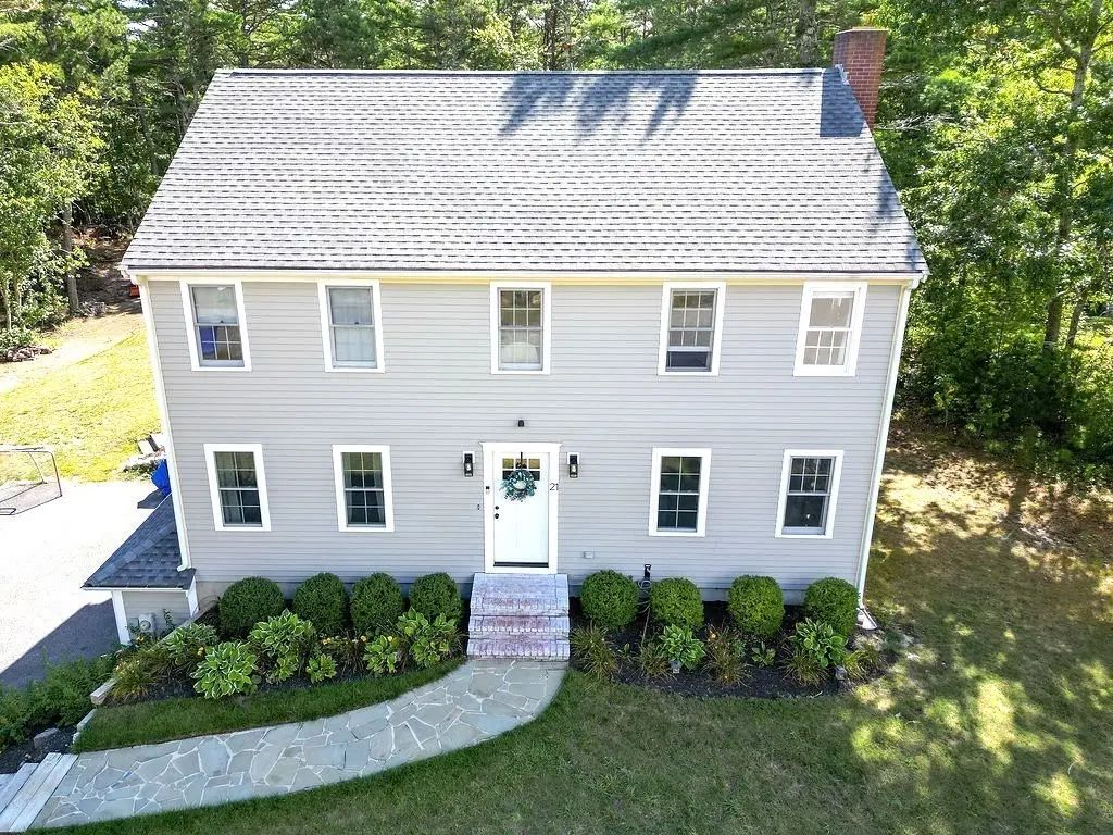 21 Chamber Rock Rd., Bourne