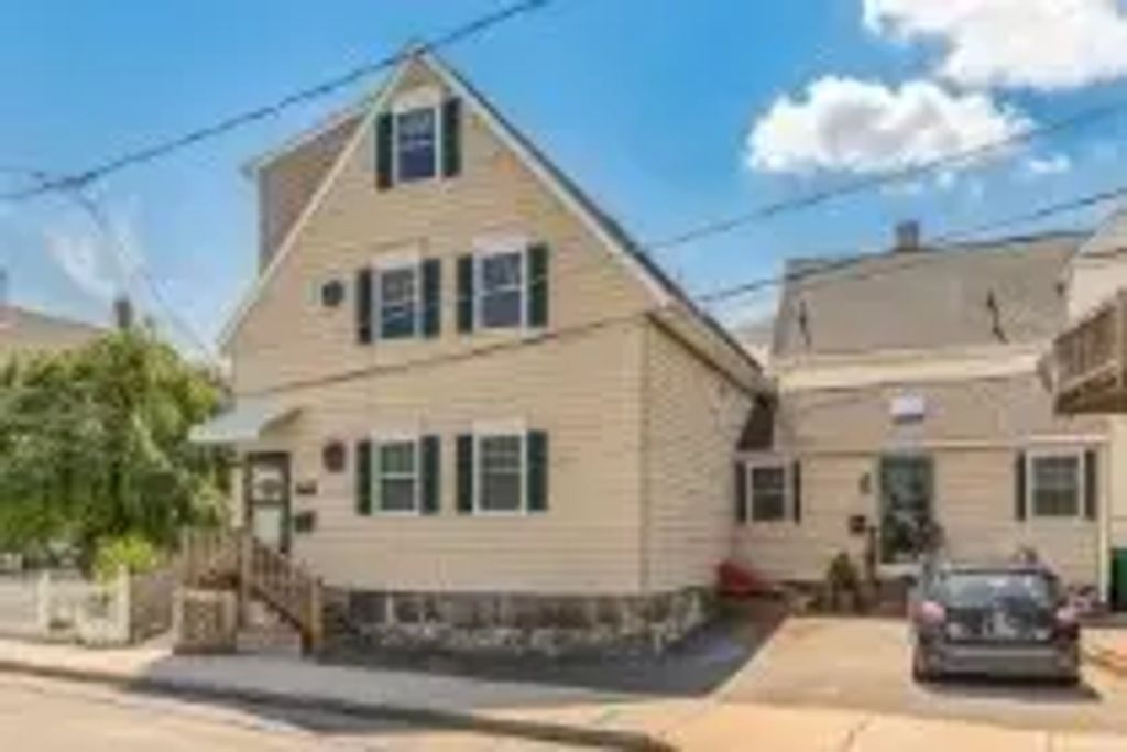 34 Vine Street #4, Medford