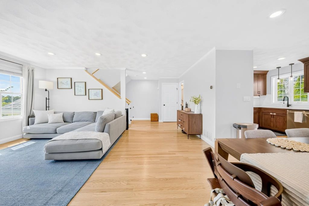 66 Sylvan St #66, Melrose