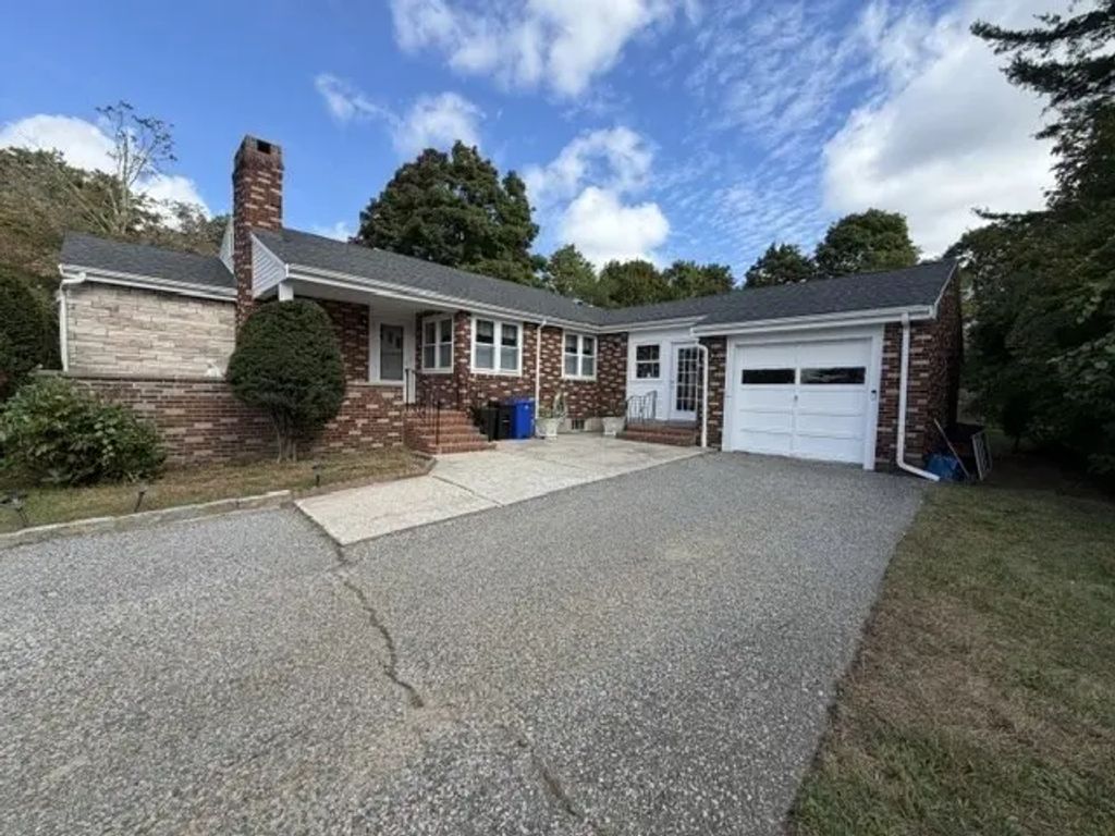 28 Fisher St, Walpole