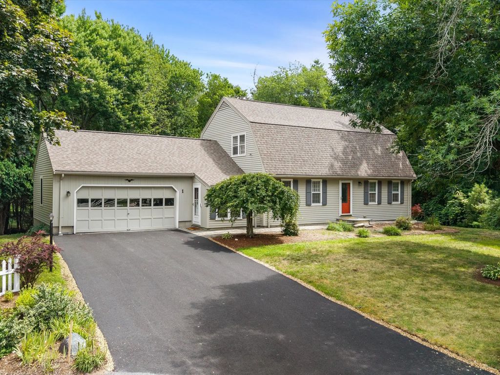 1 Longmeadow Road, Westborough