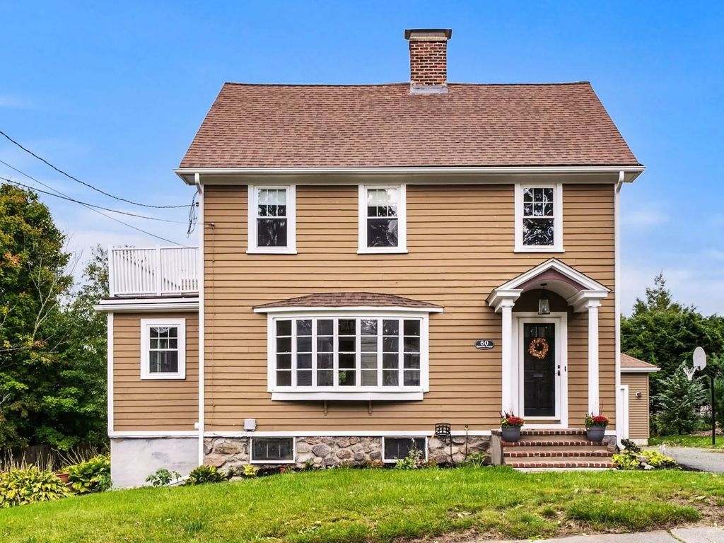 60 Sassamon Ave, Milton