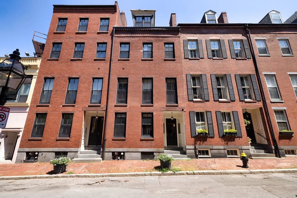 16 Temple Street, Boston