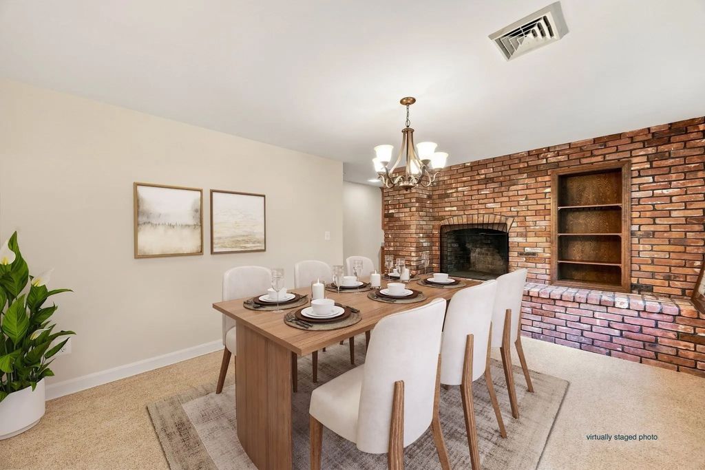 81 Warren Rd, Townsend