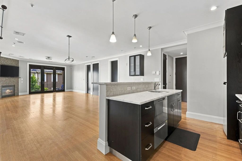 354 Dorchester St #4, Boston